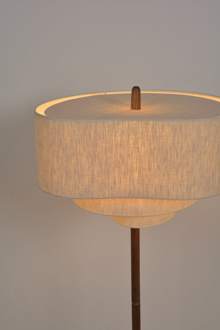 Kanso - Moderne vloerlamp voor een elegante en warme sfeer